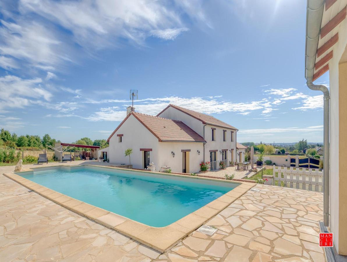 Maison Blanche Piscine Et Petit Dejeuner Châtellerault Buitenkant foto
